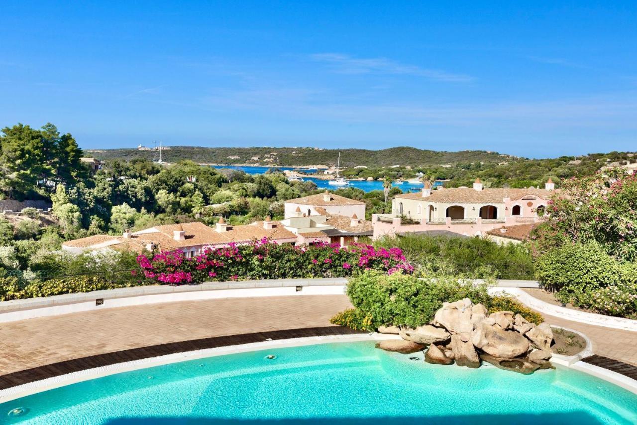Residence Con Piscina A Liscia Di Vacca, 350 Mt Dal Mare, 3 Km Da Porto Cervo Luaran gambar